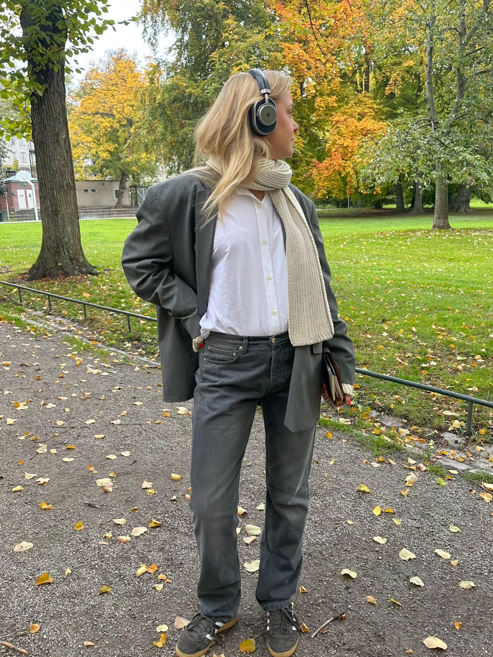 Djerf Avenue Avslappnade Jeans Gra - Hog Best