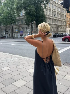 Djerf Avenue Breezy Klanning Svart Online