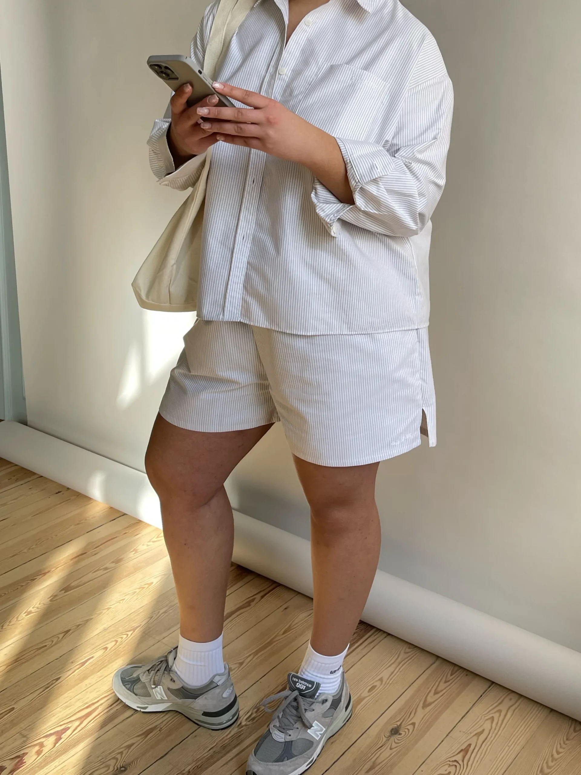 Djerf Avenue Breezy Shorts Beige Stripe New