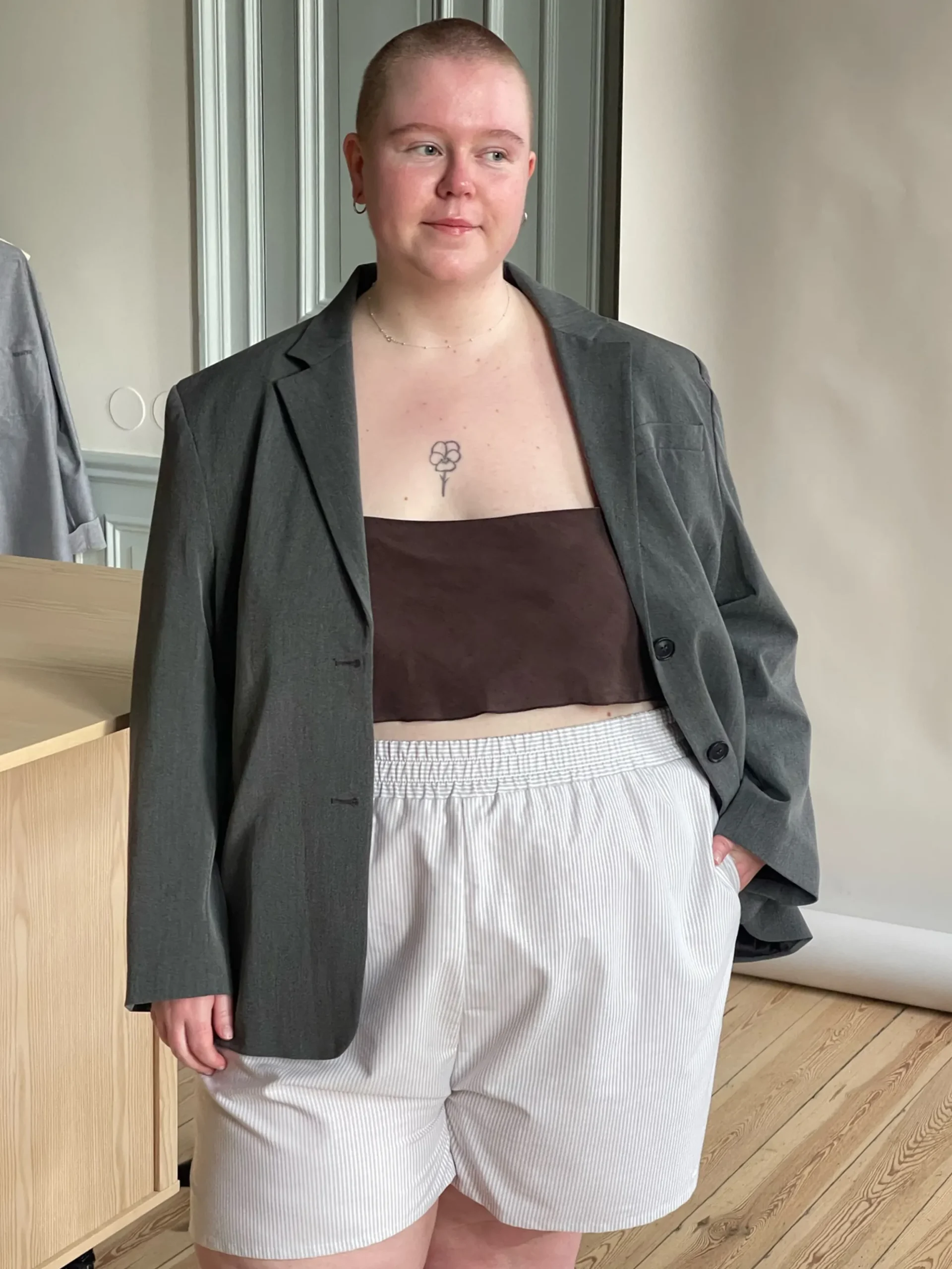 Djerf Avenue Breezy Shorts Beige Stripe New