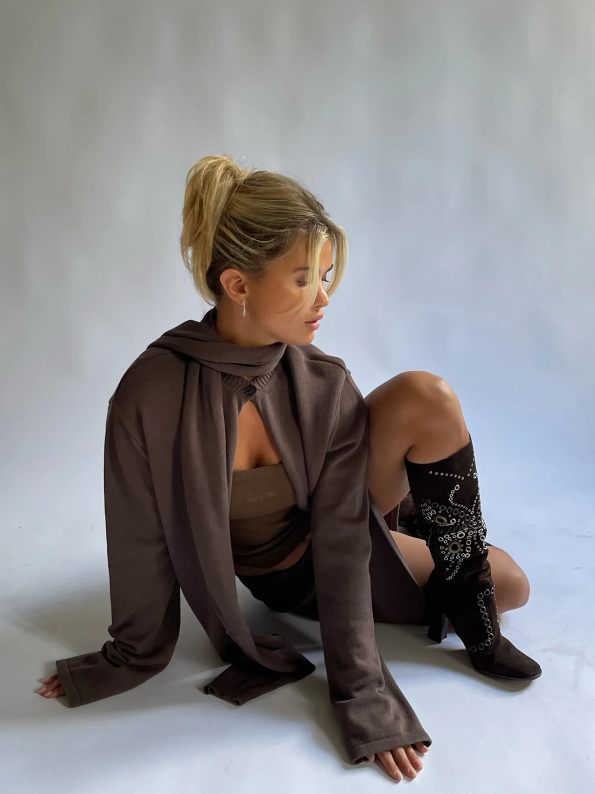 Djerf Avenue Button Up Cardigan Kakao Sale