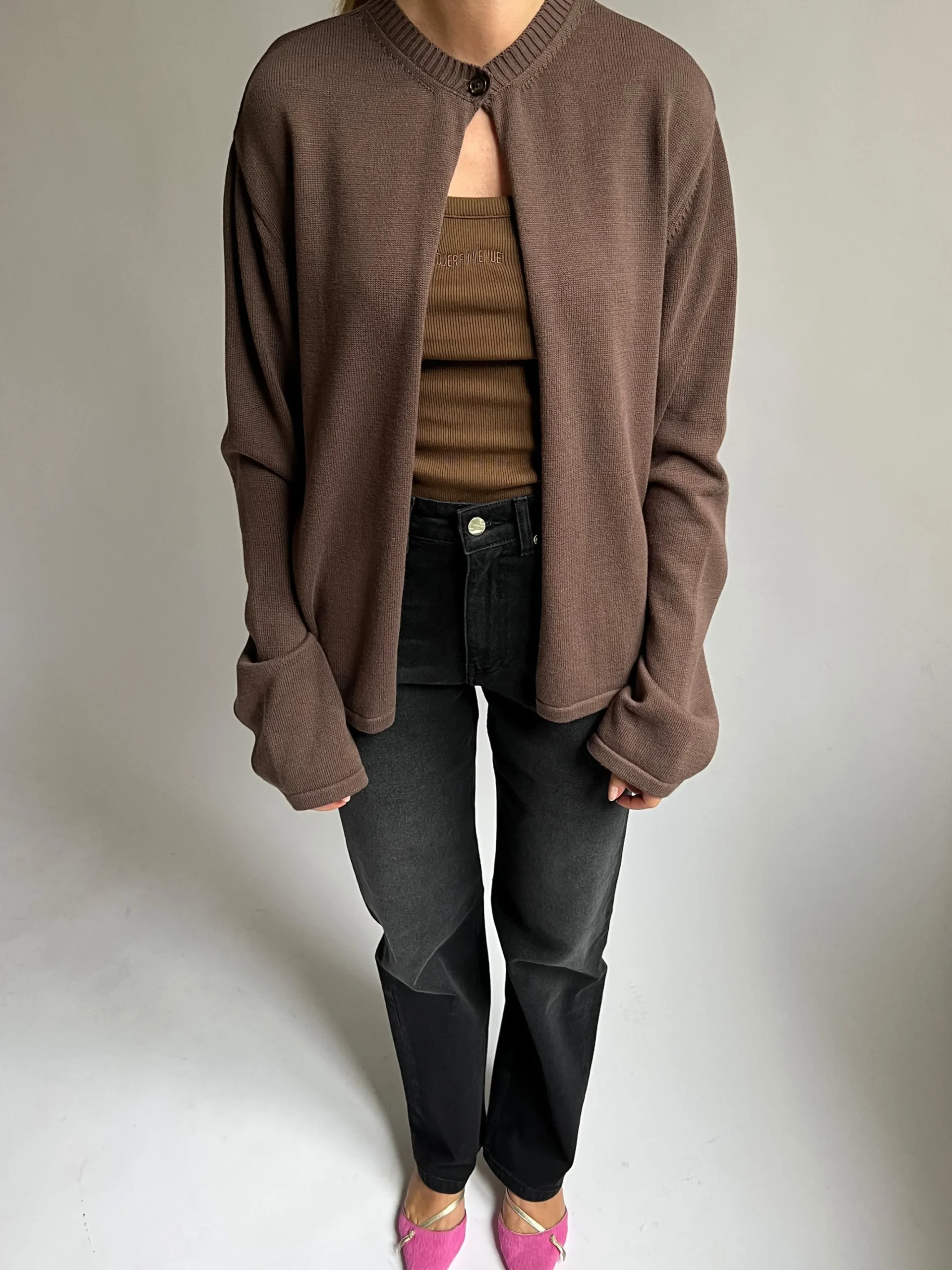 Djerf Avenue Button Up Cardigan Kakao Sale