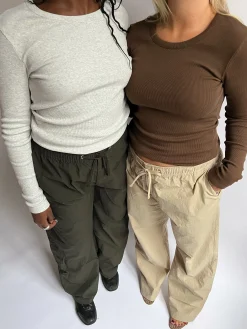 Djerf Avenue Daglig Langarmad Topp Ribbad Gramelerad Cheap