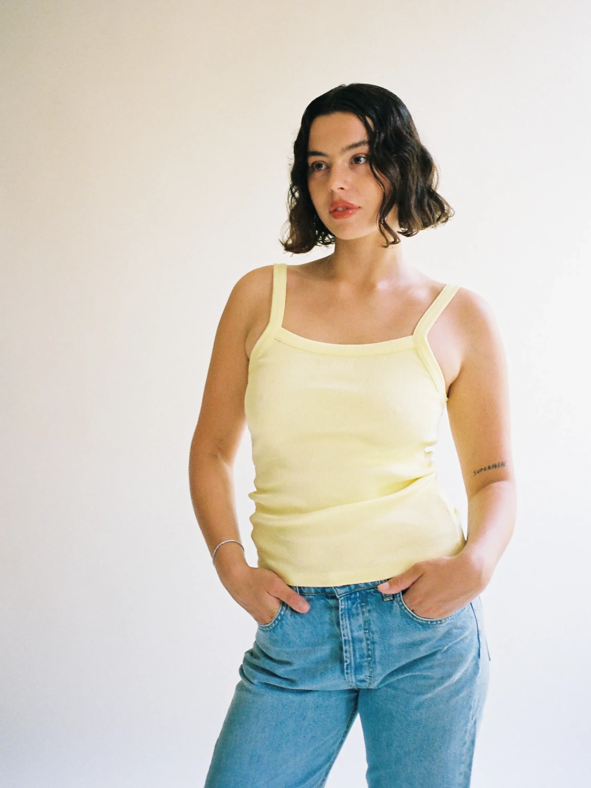 Djerf Avenue Daily Linne Ribbed Baby Gul Best