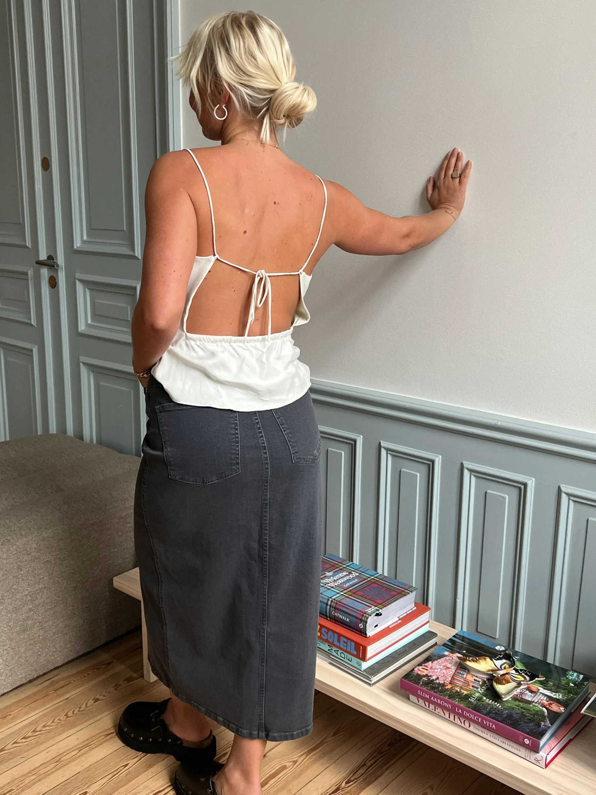 Djerf Avenue Denimkjol Midi Washed Grey Sale