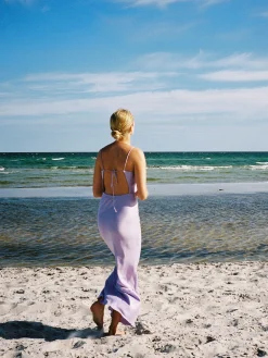 Djerf Avenue Dromklanning Maxi Iris Clearance