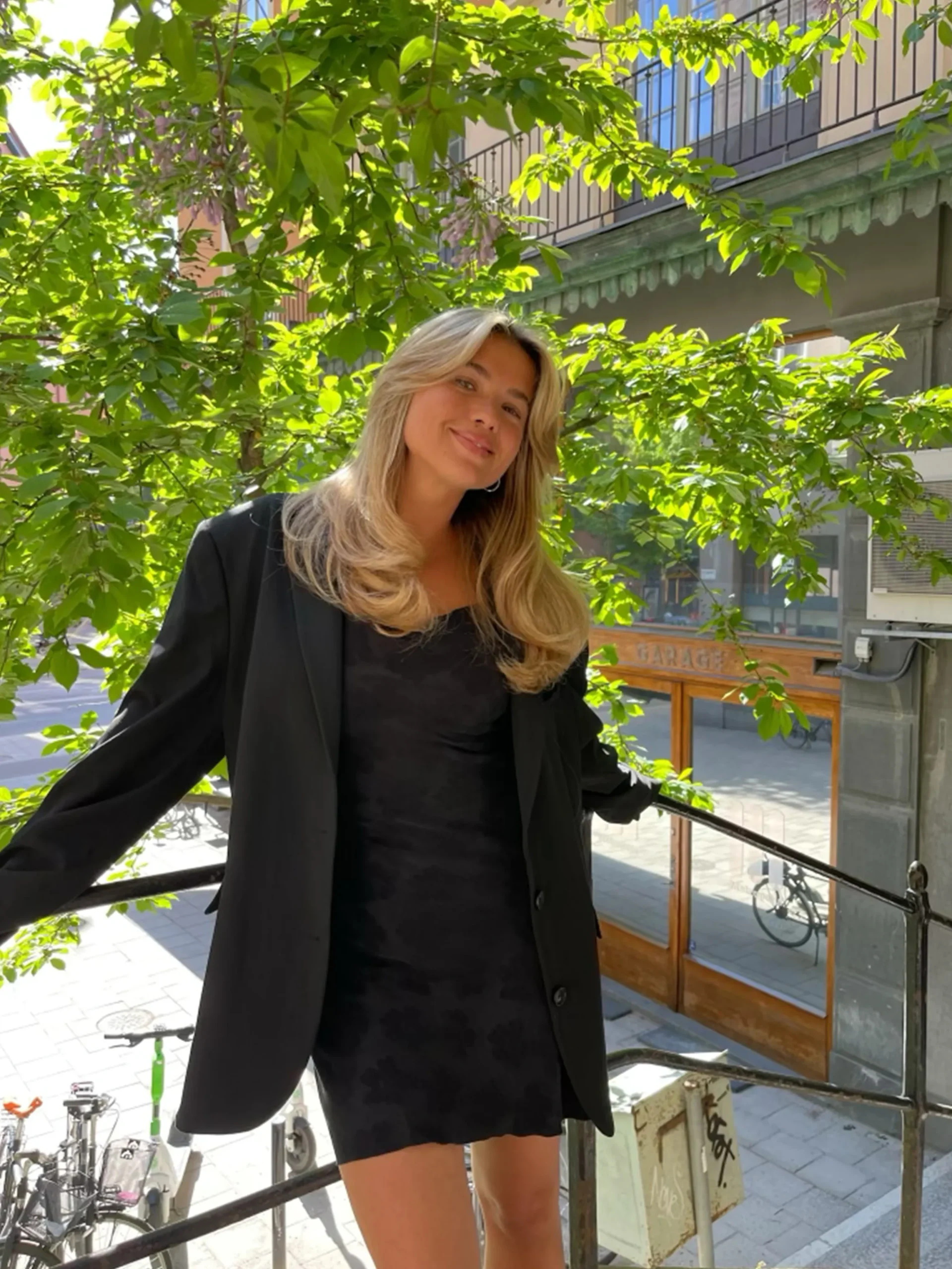 Djerf Avenue Dromklanning Mini Svart Fashion