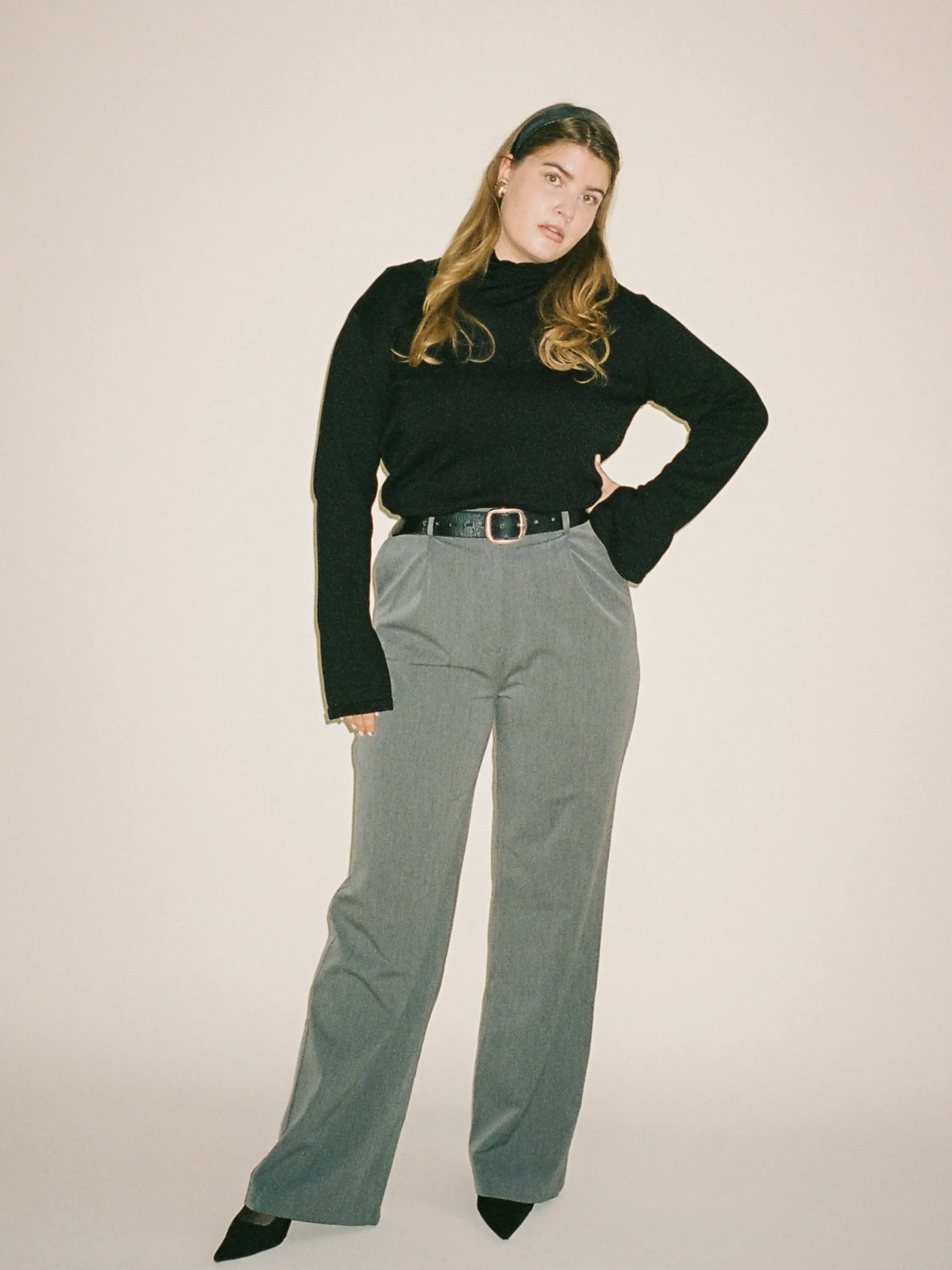 Djerf Avenue Favoritbyxor Gra - Hog Online