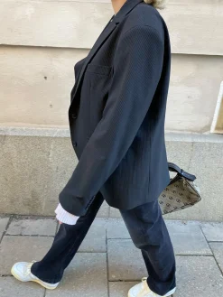 Djerf Avenue Forever Blazer Pinstripe Hot