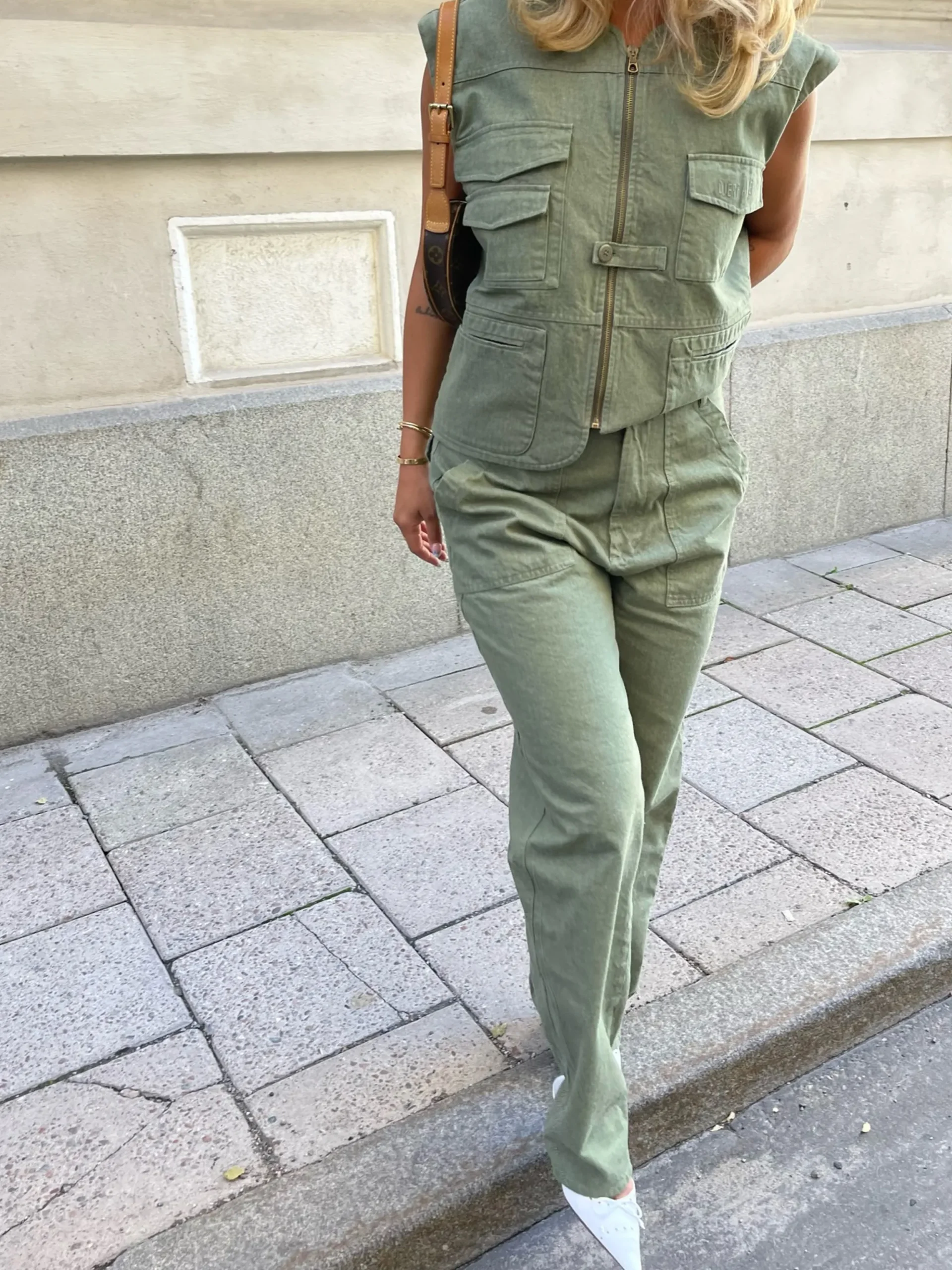 Djerf Avenue Ga Till Pants Green Fashion