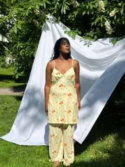 Djerf Avenue Go Slow Dress Fruit Hot