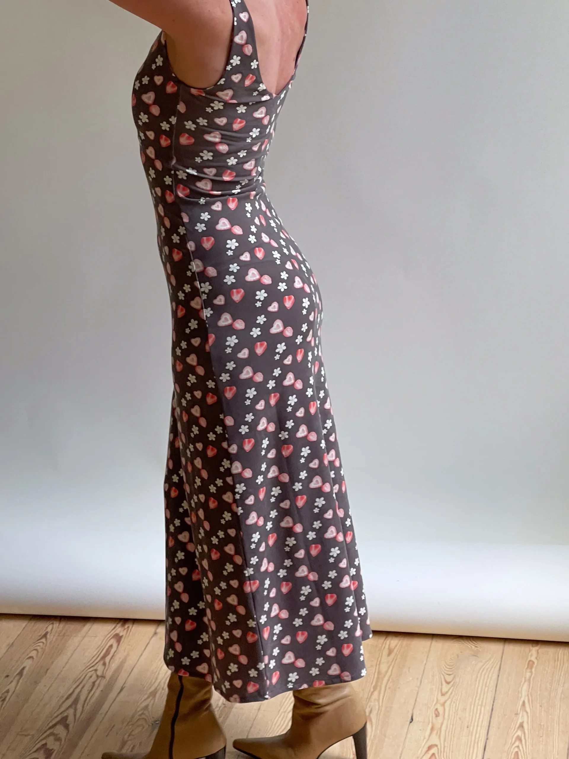 Djerf Avenue Midnattsklanning Wild Strawberry Cheap