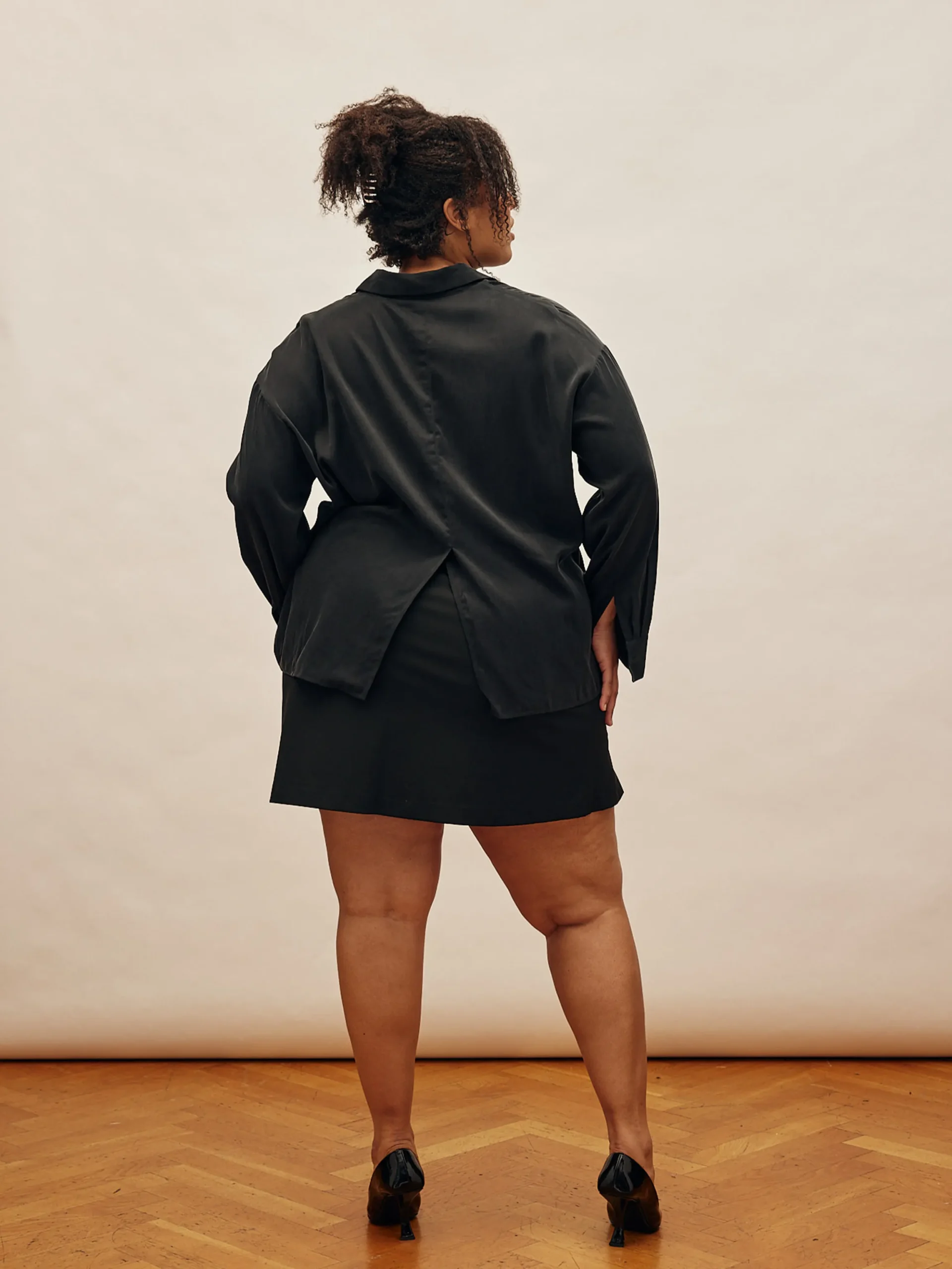 Djerf Avenue Must Have Mini Kjol Svart New