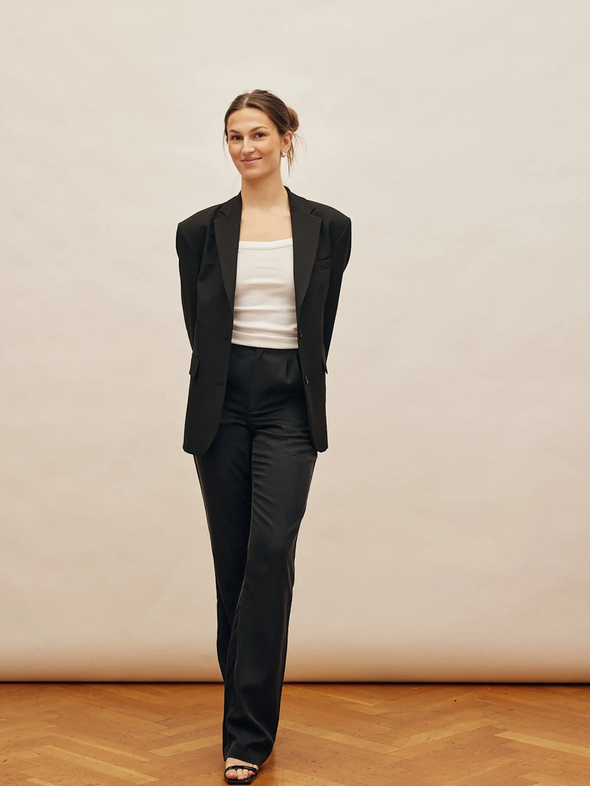 Djerf Avenue On The Go Byxor Ash - Tall Online