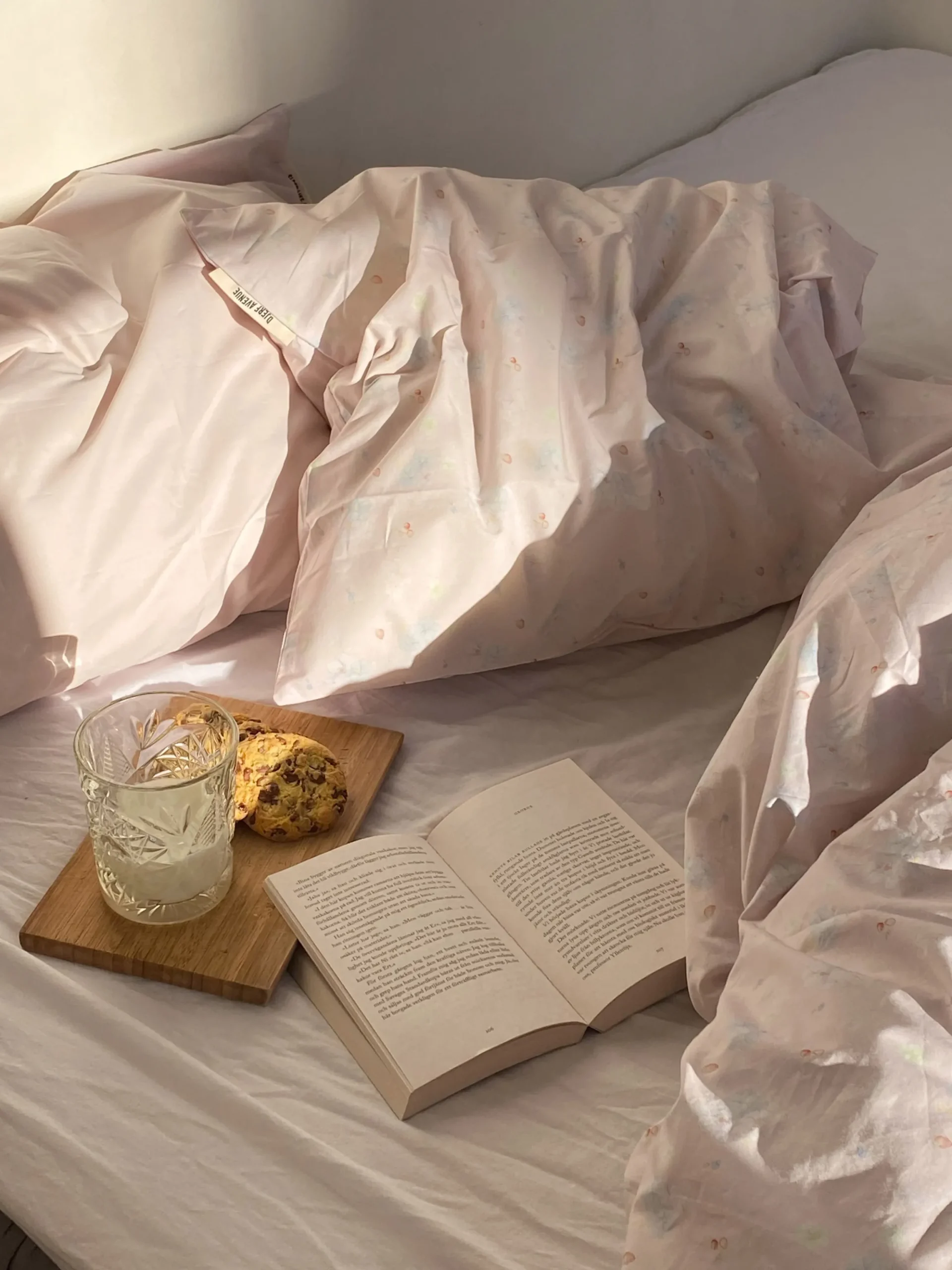 Djerf Avenue Paslakan Summer Island - Singel Best