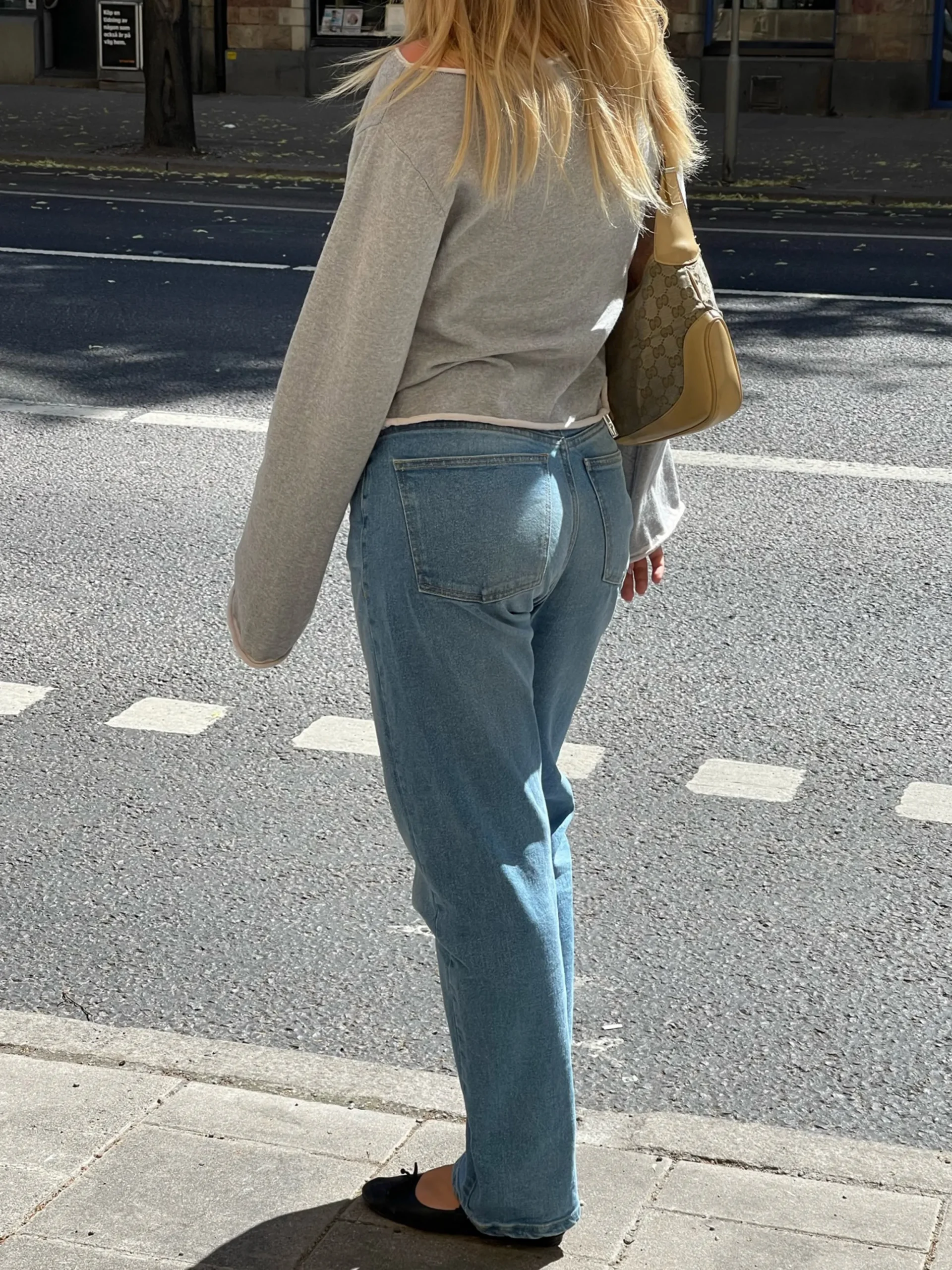 Djerf Avenue Raka Jeans Mellanbla Cheap