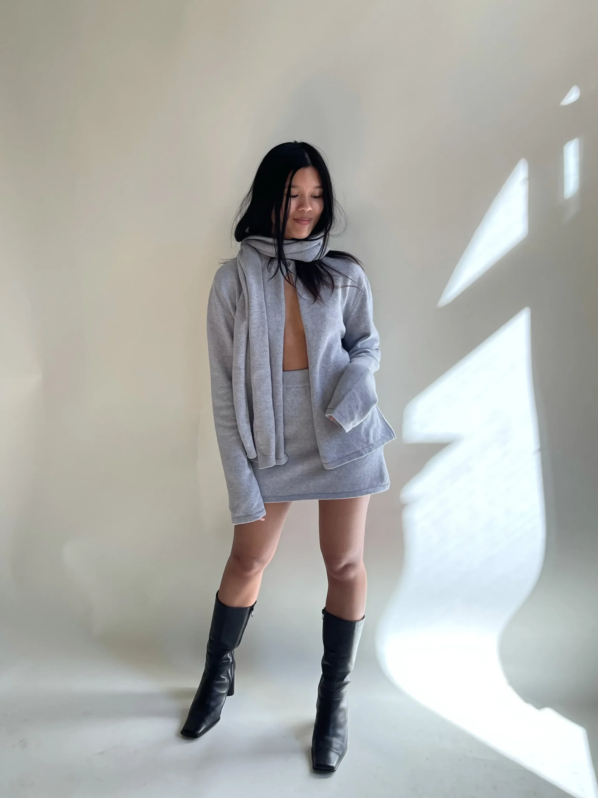 Djerf Avenue Scarf Gra Melange Outlet