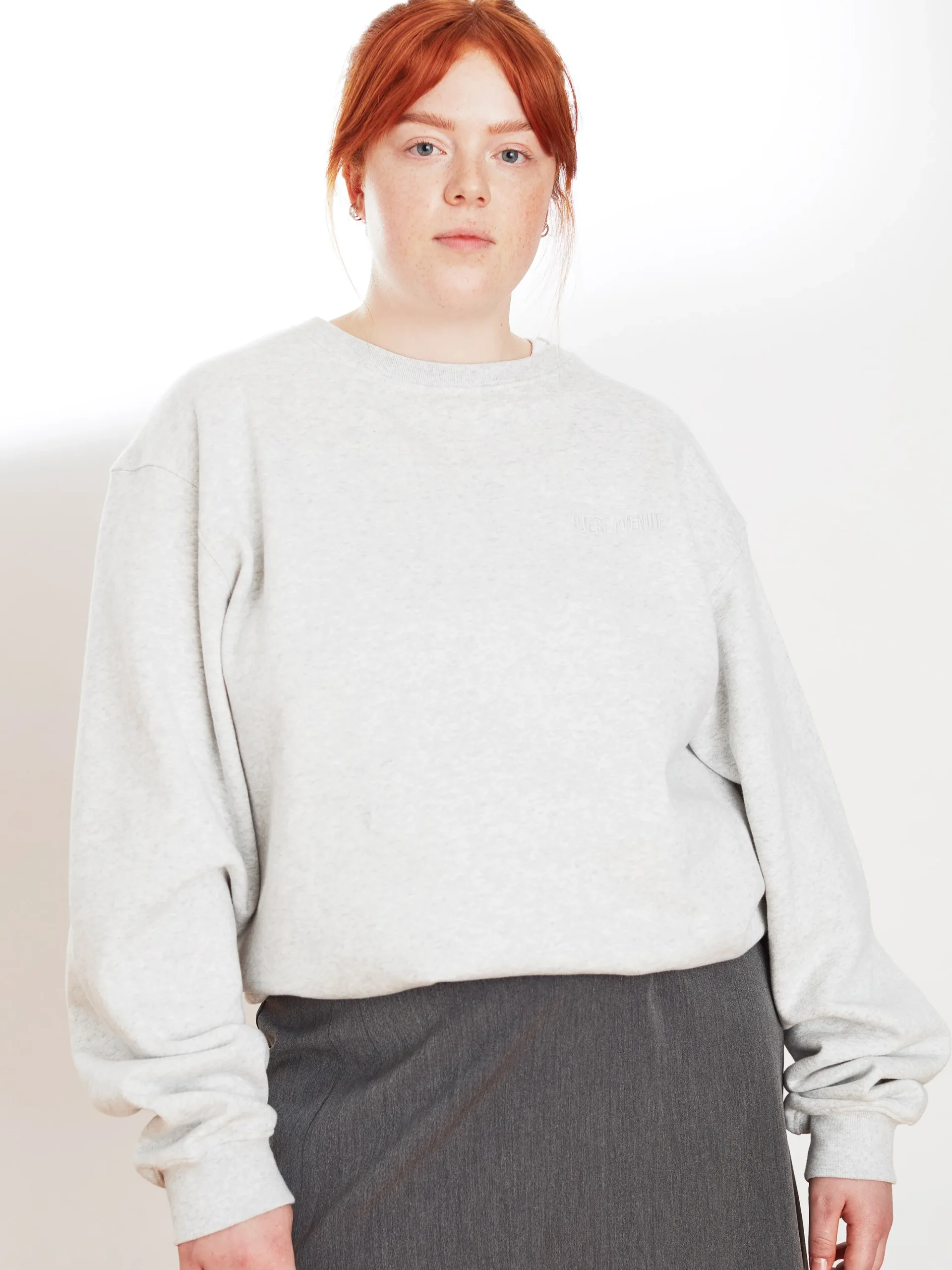 Djerf Avenue Staple Sweatshirt Gra Cheap