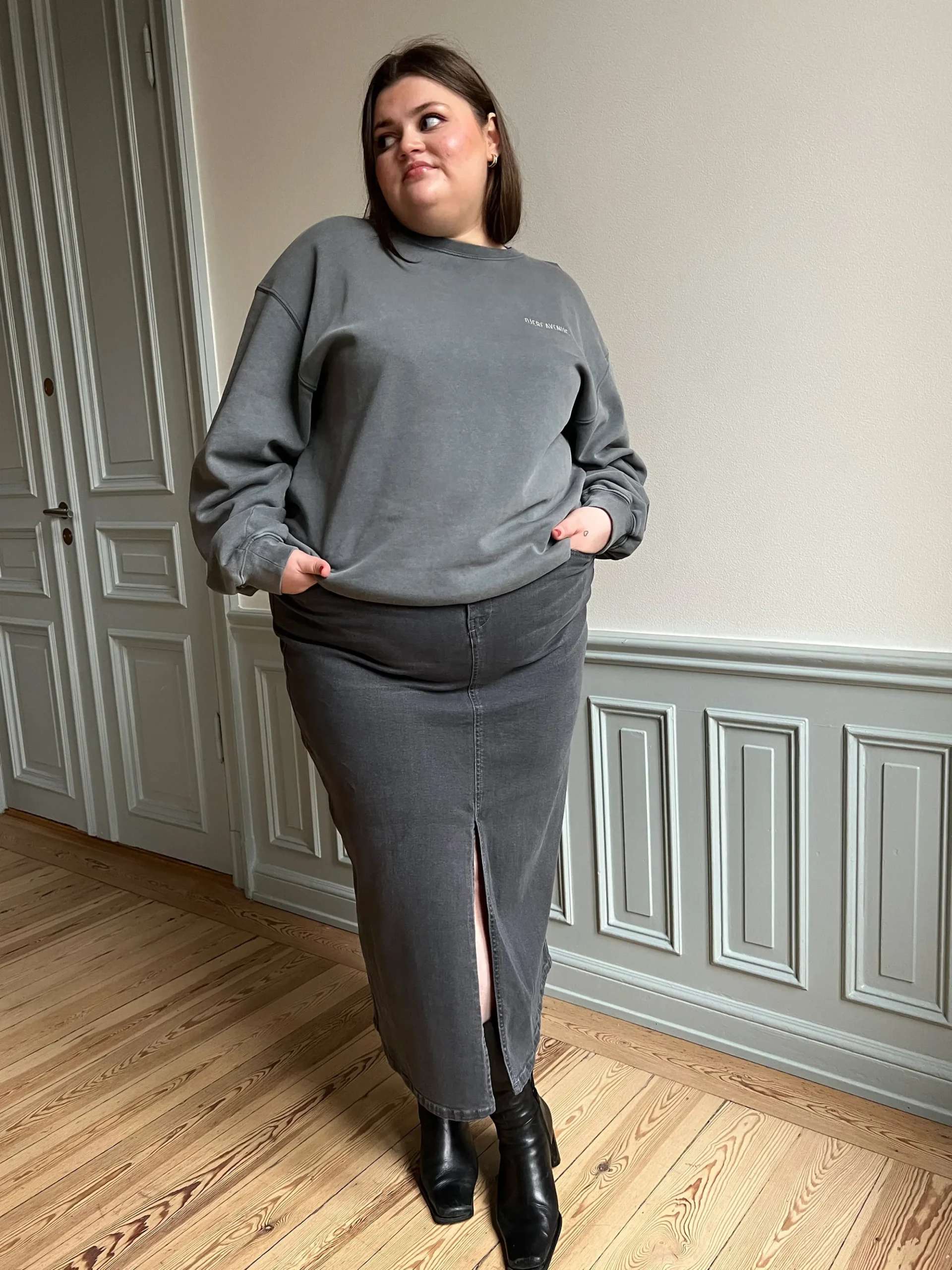 Djerf Avenue Staple Sweatshirt Washed Grey Cheap