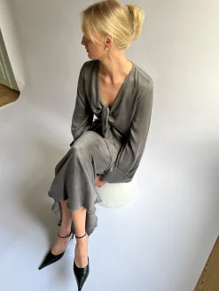 Djerf Avenue Tie Top Langarmad Storm Online