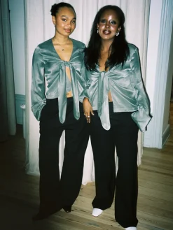 Djerf Avenue Tie Top Langarmad Storm Online