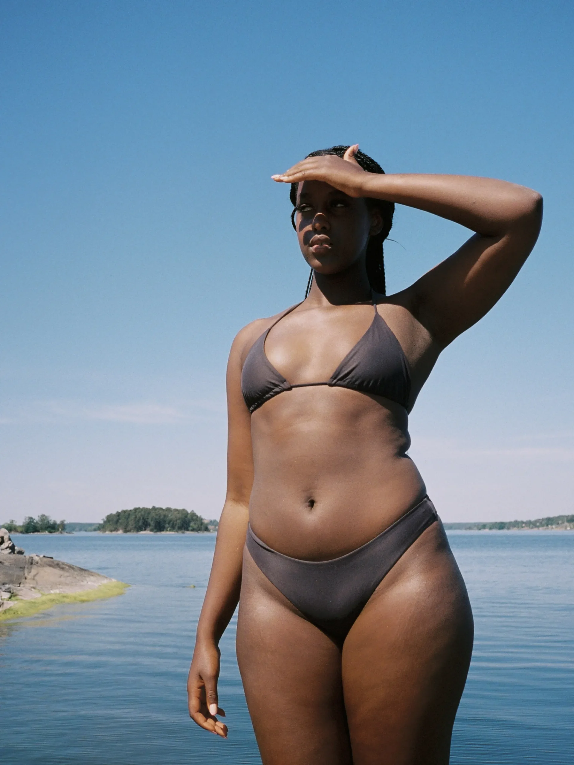 Djerf Avenue Triangel Top Mork Mocka Best