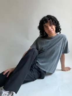 Djerf Avenue T-Shirt Tvattad Gra Sale